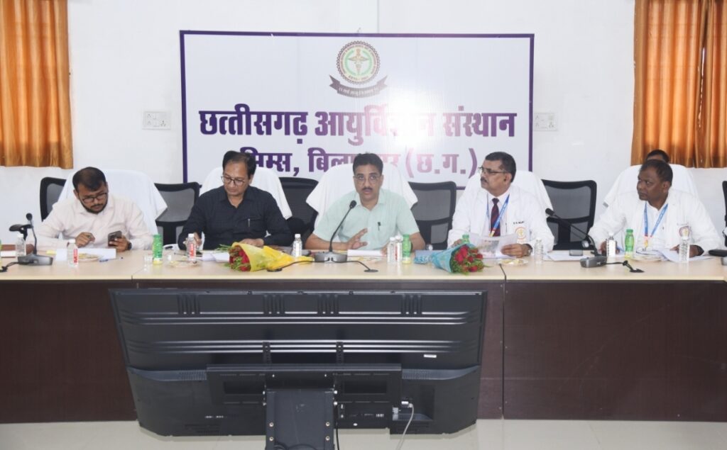 सिम्स की स्वशासी समिति की बैठक में लिए कई महत्वपूर्ण निर्णय