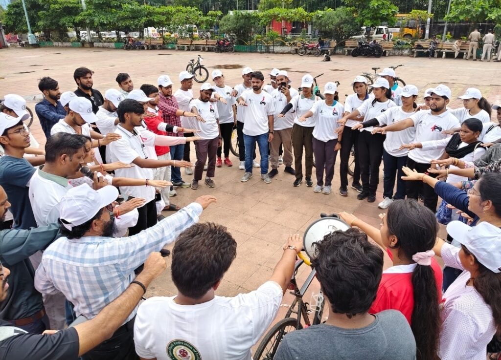 एचआईवी/एड्स सघन प्रचार-प्रसार के तहत साइकिल जागरूकता रैली का आयोजन
