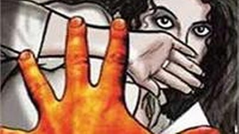 जांच के नाम पर घर में घुसकर फूड अधिकारी नें की महिला से बदसलूकी,कार्रवाई की मांग को लेकर व्यापारी कल से लामबंद